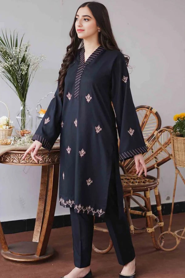 3 Piece Unstitched Embroidered Black Dhanak Marina Suit with Shawl-15