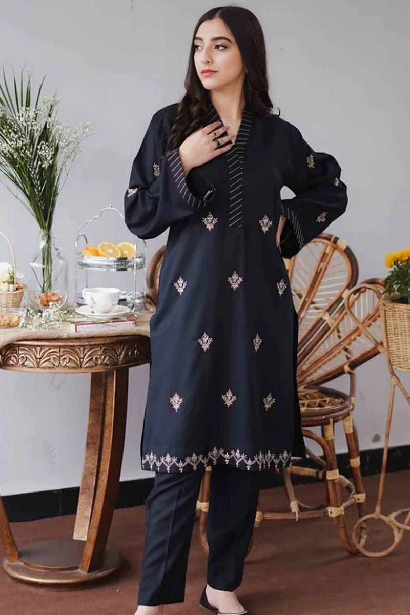 3 Piece Unstitched Embroidered Black Dhanak Marina Suit with Shawl-15