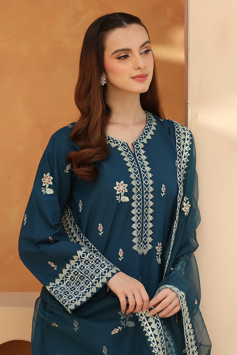 3 Piece - Embroidered Teal Blue Lawn Suit
